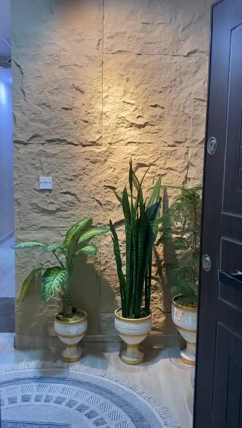 السلام عليكم شقه 100 متر زيرو للبيع في مجمع زهور بغداد للاستفسار ***********
