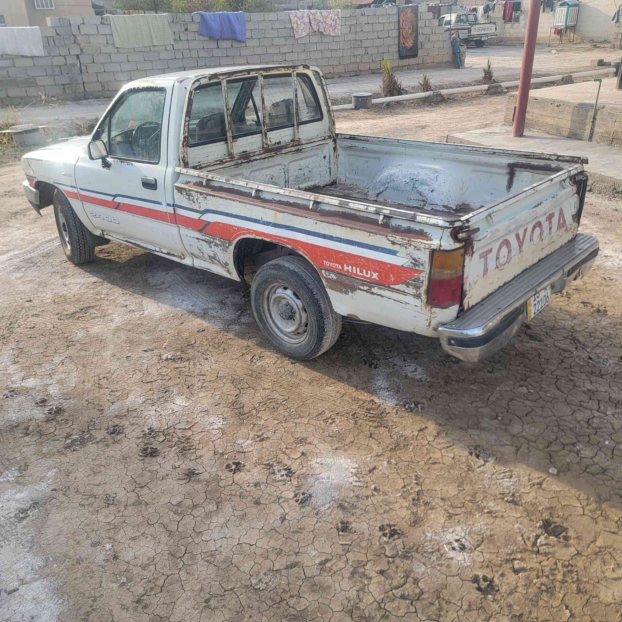 تويوتا موديل 90 كروسيته بلاديه باسمي سنويه 35 رقم جديد السعر 38 العنوان التاجي مقابل معسكر التاجي رقم الموبايل ***********
