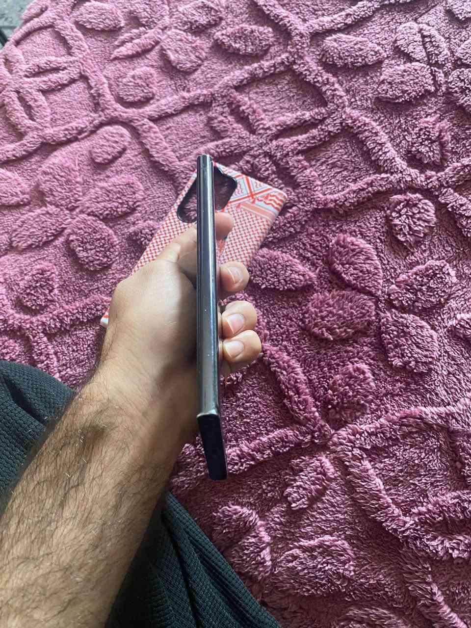 السلام عليكم ورحمه الله وبركاته جهاز s23الترا جهاز مكفول من الفتح ذاكرة 256دبل خط جهاز وكع مني وصار بي خط بالشاشة وممأثر لا على اللمس ولا غير شي للبيع سعرة 550بي مجال مكاني بغداد قضاء أبو غريب أو غزالية للبيع فقط بدون مراوس 
***********
متوفر واتس اب
