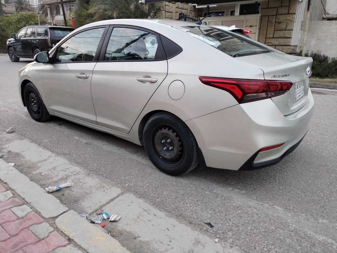 السلام عليكم اكسنت 2018 وارد امريكي حادث بنيد فقط بدون دواخل سياره كلش جديده كفاله من الشخط والبارد ماشيه 55 حقيقي محرك 1600 كير ومحرك كفاله رقم بغداد تحويل شرط السعر 106 بي مجال مكاني بغداد الكراده  او الزعفرانيه ***********
