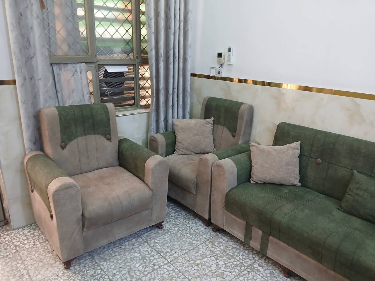 تخم نظيف شغل توصا مو سوكي السعر ٢٥٠ مكان زعفرانية للاستفسار ***********
