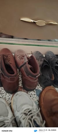 هدية • مقاس 44-45 • جديد ومستعمل