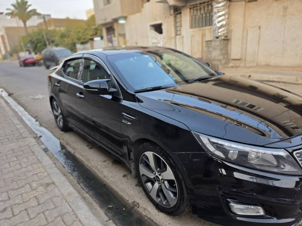 حادث امريكا قبغ صندوق 
واهنا بالعراق بونيد وجاملغ سكن صبغ
بدون اي دواخل
رقم انكليزي جديد باسمي وبطاقه بانزين موجوده

*********** كركوك, العراق
