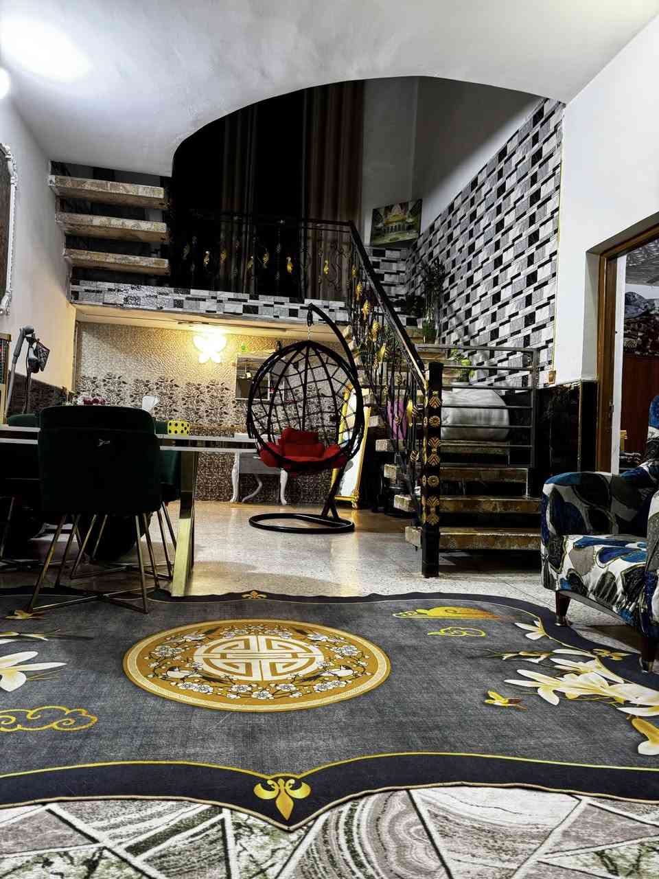 دار للبيع طابو صرف
المساحة 250 متر ركن 
الموقع ابو غرق مجاور المحكمة وشعبة الزراعة 
بناء طابوق صب كونكريت 
يحتوي على استقبال وغرفتين نوم ومطبخ حار وبارد كراج كبير و ثلاث مجمعات صحية 
للاستفسار 
***********
