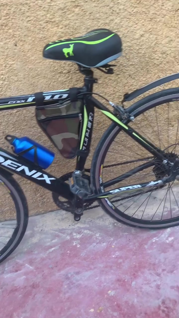 باله بيسكل رياضي سعره 250الف s700


**إذا كنت صاحب هذا الإعلان وتريد حذفه لأي سبب، رجاءا أرسل رسالة إلى الدعم الفني**
