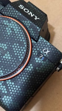 كاميرا سوني S III • نظيفه 100% • مع الكيج