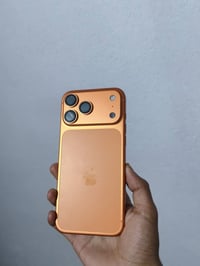 آيفون ١٧ برو ماكس • ٢٥٦ • بطارية ١٠٠