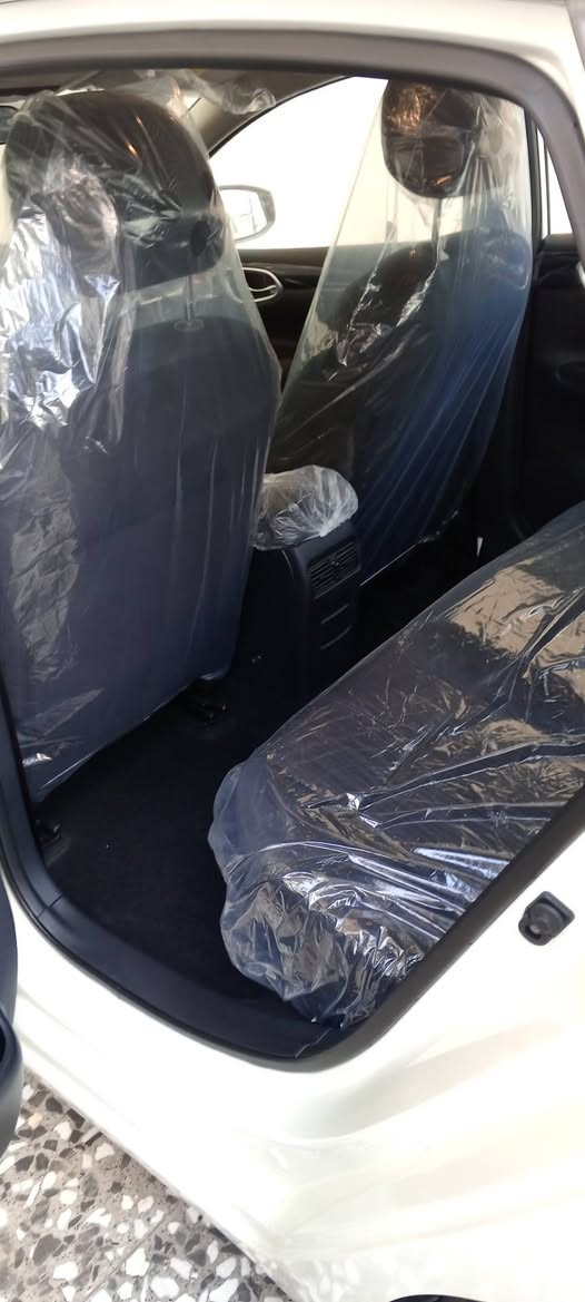 نيسان سنترا موديل 25زيرو رقم أربيل الجديد باسم شركة تحويل وكالة مجانا داخل مخمل شاشة  جنل بلوجكترات للاتصال ***********
