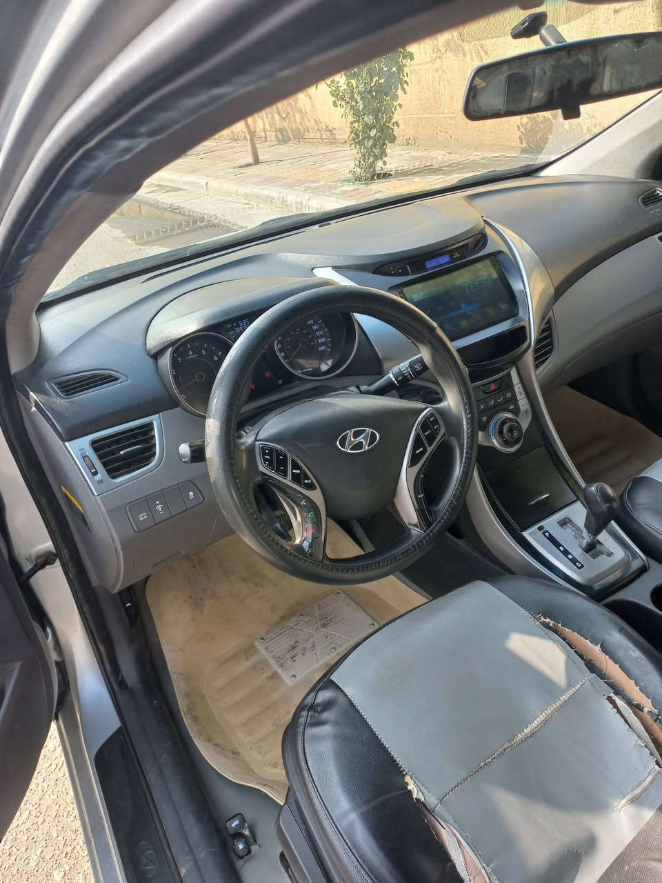 النتره ٢٠١٣  صبغ عام حادثه جاملغ خلفي وبنيد كير مكينه تبريد كفاله هزه جديده وبسمي مكاني كربلاء سعر ٨٣ مع المجال ***********
