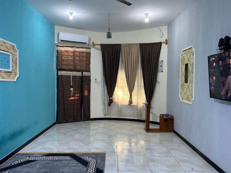 السلام عليكم 🌹❤️
بيت للبيع 200 متر طابو زراعي تنومه صالحية شارع مقابيل بيت حجي ضياء زوير  قرب مدرسة الريف الزاهر  غرفتين وصاله ومطبخ وديوانيه صحيات السعر 105 قابل للتفاوض 
للإستفسار ***********
