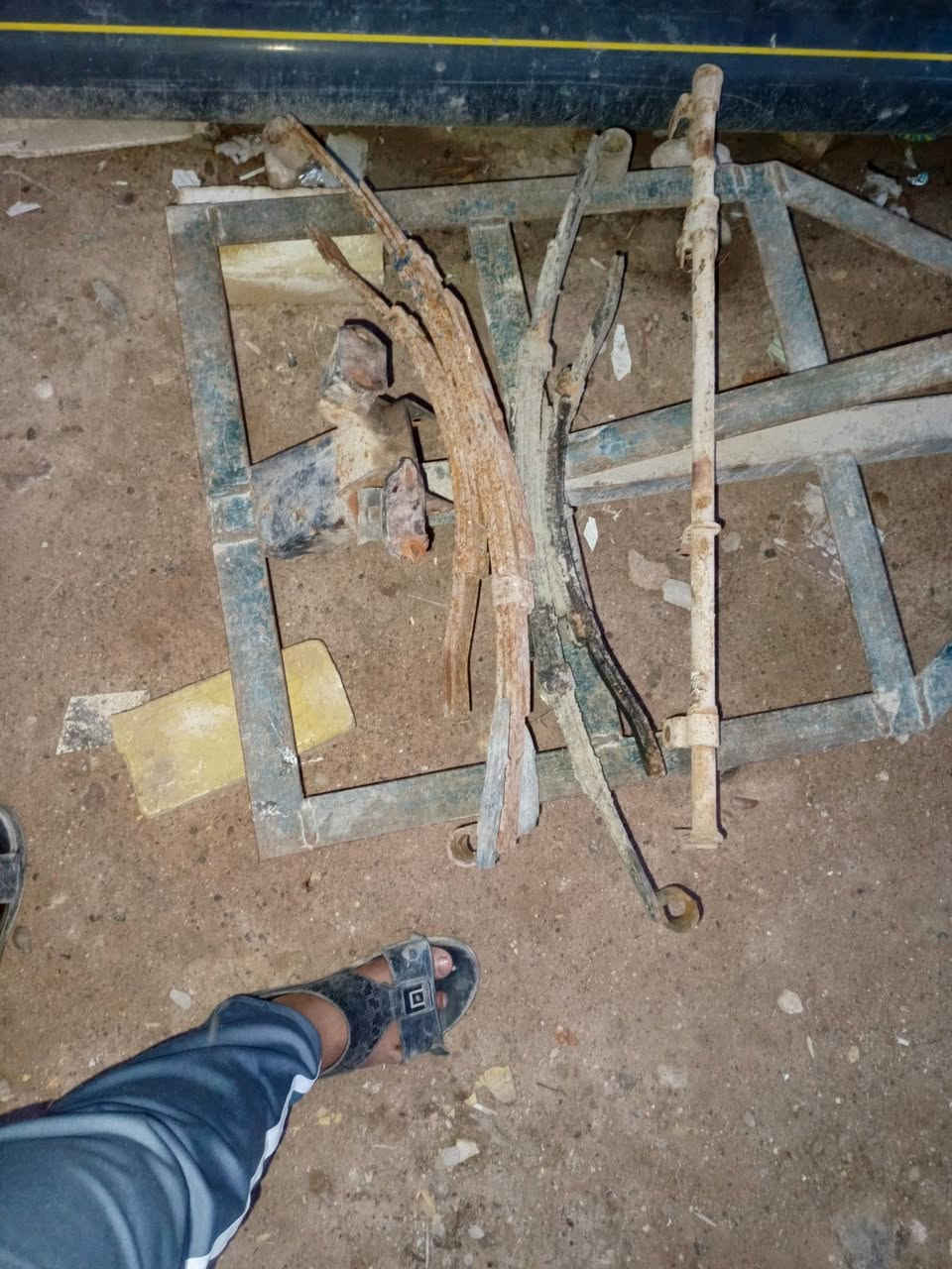 سلام عليكم شاصي ستوته امتي ار للبيع سعرا 125 وبي مجال مكاني قضاء المدينه ملحقاته  مع الوراك وشيال مكينه ودواسة البريك رقم ***********
