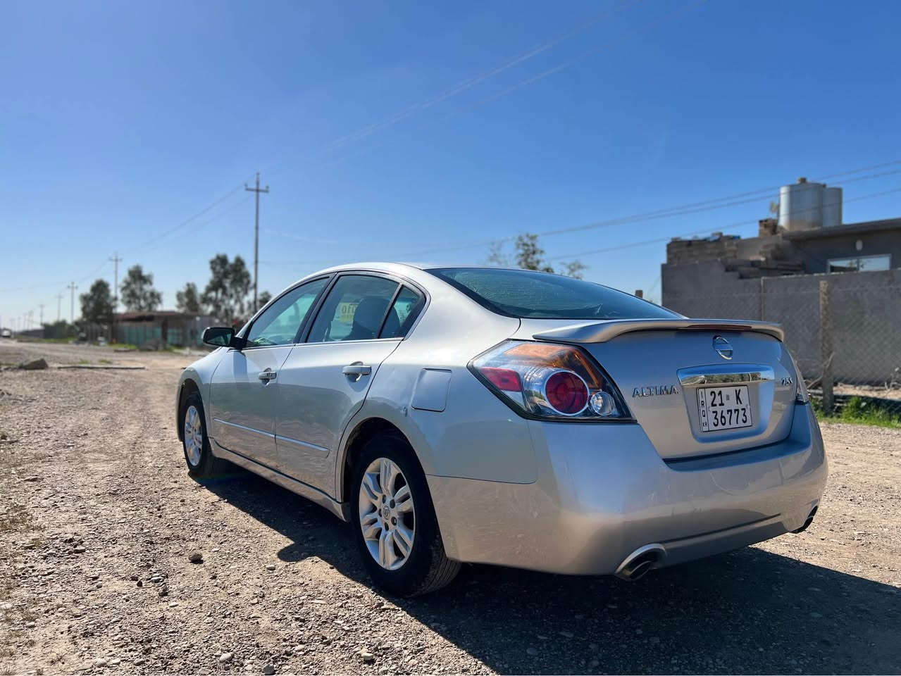 مودیل2010
 رەقەمو سەنەوی تازە
گێرو مەکینەی بەشەتر
سێ پارچەی  پێشی بۆیاخە
سعر88 مەجال
*********** كركوك, العراق
