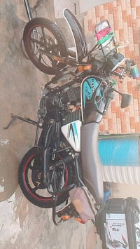 دايوان للبيع  موديل 2021اوراق 07749952107