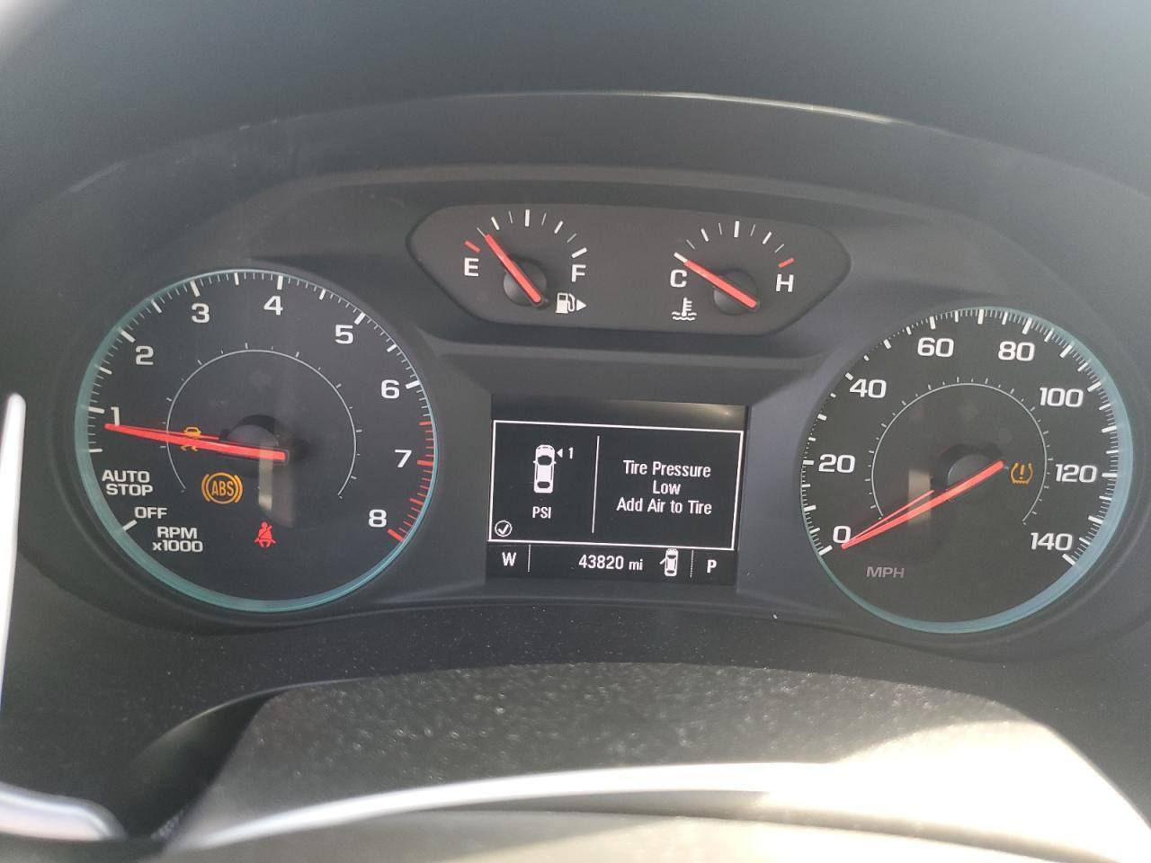 السلام عليكم ماليبو للبيع سياره حره دخول جديد بدون رقم ترقم حسب محافضتك مديل23 ماشيه43 ضربتهه طاك التاير ومعور الجاملغ ورجع عالبارد لاصبغ ولا سمكره والسبير مانازل السعر135 وبيها مجال بسيط واي استفسار اتصل ***********
