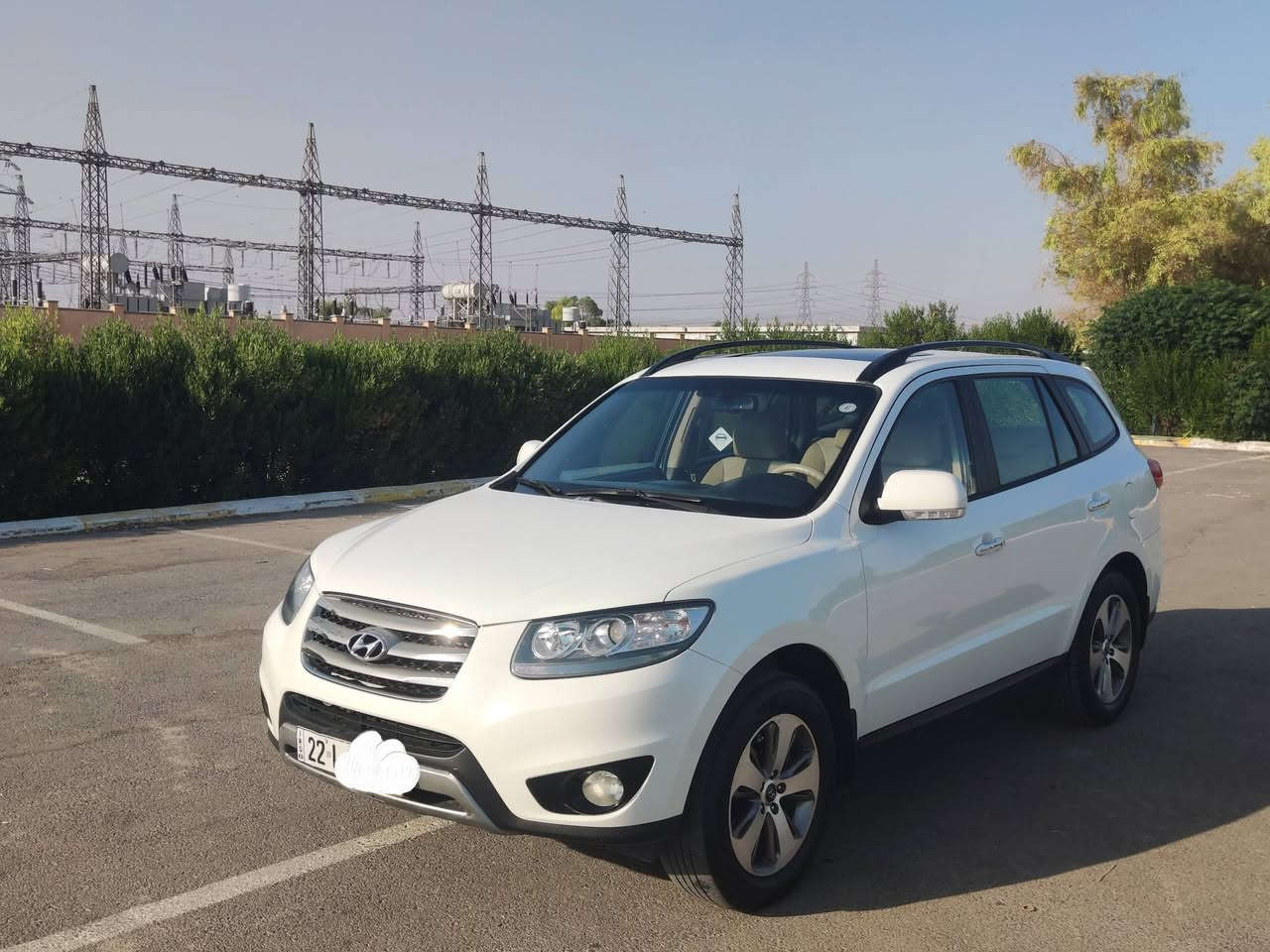 هيونداي سنتافي 2012 خليجي فوول مواصفات 
رقم اربيل دولي مكان سيارة اربيل
محرك 4 سلندر 2400
كير محرك كلها بشرط
جام كهربائي 
كشن كهربائي 
جام هيتر 
بصمة 
فتحة السقف او سقف سلايد
7 راكب ، 3 قطع تبريد مركزي تبريد ثلج
كاميرا خلفية حساسات خلفي  
لايت عدسة 
6 ايرباك برشوت
سيارة بأسمي تحويل و غرامة بشرط 
سنوي و هزة جديد حتى 2027
سيارة بيها قطعتين مصبوغ  و شوية تعديل بارد كل شي موجود بل سونار
جام الجهتين كهربائية يعني تنسد مع زر كهربائي
بريك ABS
سوكان فوليوم
تحديد السرعة 
ويل كروم 
السعر 142 و مجال 
لل استفسار او اي سوال عن سيارة رقم هاتف *********** واتسئاپ فایبر تیلکرام کلها علی نفس الرقم
