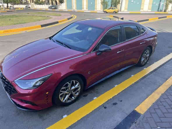 السلام عليكم - سوناتا 2020 الشكل الجديد وارد امريكي ماشية 37  الف ميل  رقم بغداد محرك 2500gdi حادثة بسيط  موضح بل صور جزء من الجاملغ الخلفي السياره نظيفة وكامله/  السياره سعره 185    وبيه مجال  بسيط
مواصفات السياره 
بصمه تشغيل
ابواب ذكي 
مري شفط 
هندبريك دكمه 
تشغيل عن بعد
نقطه عمياء
اشاير بل مري
اريع انظمه قياده
رادارت توقف 
لايت زنون اربع عدسات
تحكم ستيرن جهتين
صوت ستريو
اوتو هولد
ويلات كروم
كشنات تدفى
تحديد مسار
هندبريك دكمه
تبريد قطعتين امامي - خلفي
توقف ذاتي عند الاصطدام
تحديد مسار
كشن كهرباء
عداد ديجتال
قيادة ذاتية
جنطة ذكيه 
شحن واير ليس
وباقي مواصفات السوناتا المعروفه
/ لتواصل ***********
