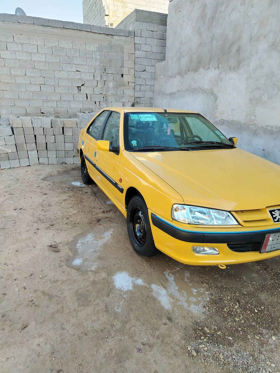 السلام عليكم بيجو بارص 2015 رقم بغداد شرط التحويل كير ومكينه جدد مكينه فرنسي تخم تاير جديد تبريد شغال سدر جديد كهربيات كله شغال مكفول لا كص ولا تبديل عنوان بغداد السفتساره عله الرقم ***********
