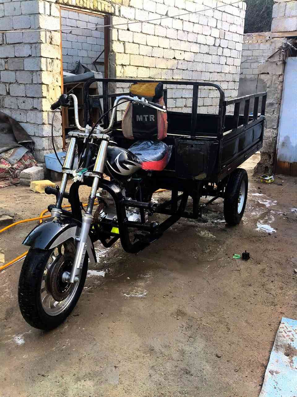 سلام عليكم ستوته كلك كلك كلك لبيع ستوني عمرته مكينه 23 مكفوله سعر 550 بيه مجال قليل ***********
