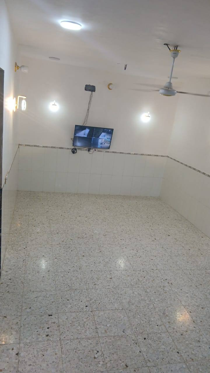 بيت طابو زراعي سند 25م مساحه 200م طابق واحد غرفتين نوم وهول ومطبخ وحمام استقبال العنوان زعفرانيه دور الصحه الاولى قريب مدرسة واسط بيت صف ركن بناء طابوك بناء جديد درجه اولى فول رقم مكتب الأخوين للعقار ***********واتساب
