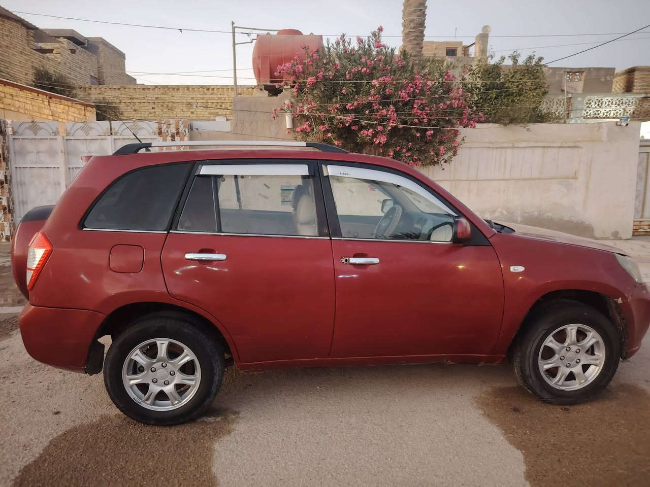 السلام عليكم .
سياره شيري تيكو . مديل 2013
 تبريد شغال. شاشه شغاله 
نواقص السياره كير يبوش بس تمشي السياره  سنويه صاقطه من 2023 بيها فطر بالكيس نكط دهن قليل
مكان السياره ميسان قضاء الميمونه . 
نهايه السياره من الاخير 32 والي ميعجبه سياره لا يعلق ولا يخبار مطيح من سياره هواي فلوس  الي ناقص سياره 
رقمي *********** مستعجل ع البيع لاضروف خاصه
