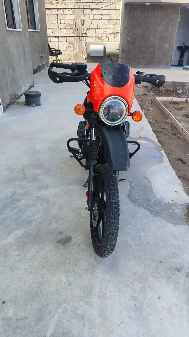 السلام عليكم ورحمه الله وبركاته
يا بلاش البلاش 

دايوان موديل 2025 مستخدمة 3اشهر فقط اخت الجديدة 

عارضها ب2250 بيع مستعجل كلش وسعرها قفل قفل قفل من الأخير لاتعامل ولا تعب نفسك لأن بايع جوة السوگ بهواي 

عنواني الديوانية الحضارة 

رقمي ***********
