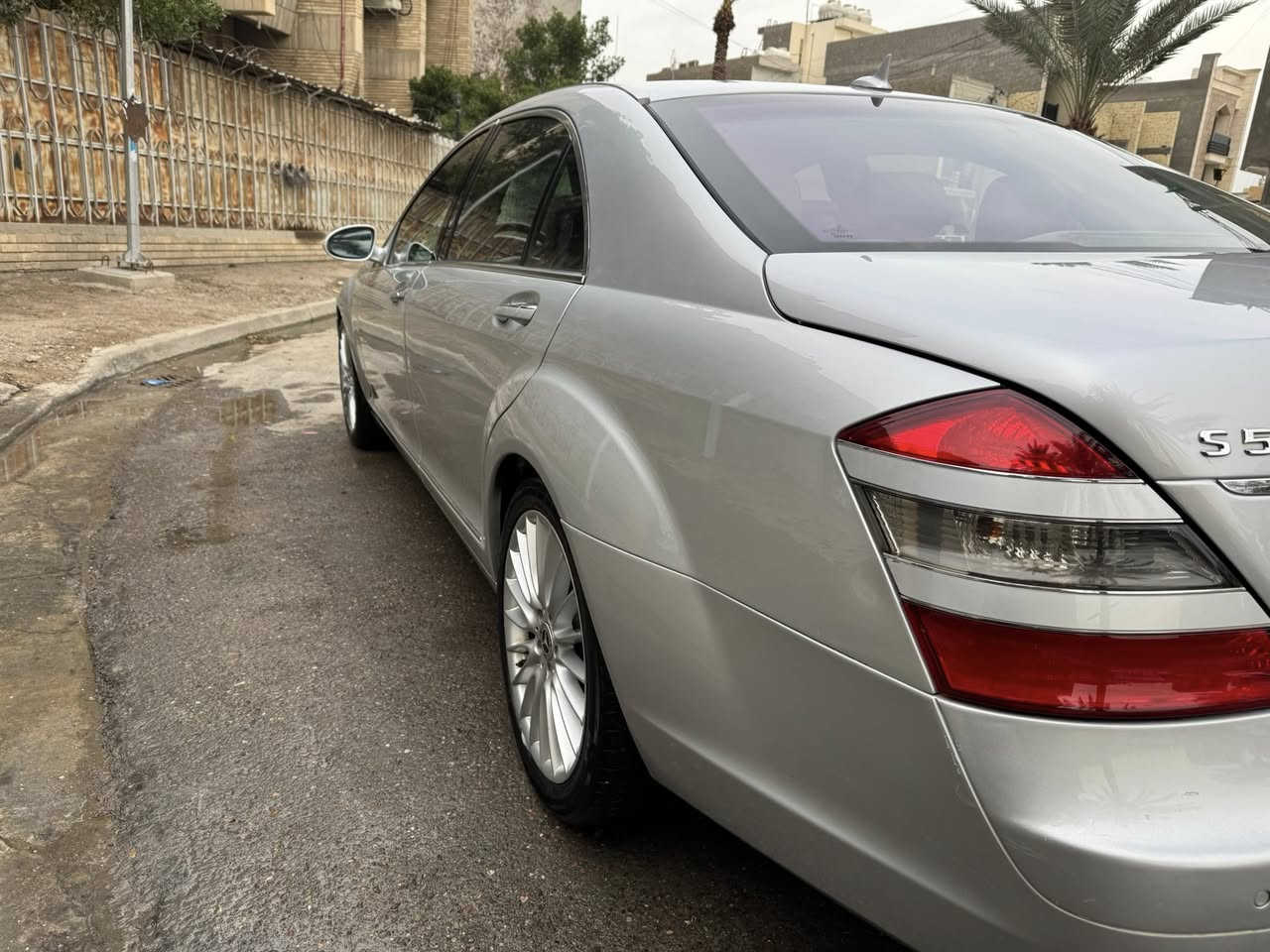 السلام عليكم مارسيدس s 550 للبيع موديل ٢٠٠٦ لون سلفر مكينه 8 سلندر فول مواصفات باب طويل السياره جاهزه من كل النواحي هي بيها كم قطعه كلير اني ابيع حزام السعر ١٩٠ $
***********

‭٠٧٧٠ ٤٣٥ ٤١٠٣‬

