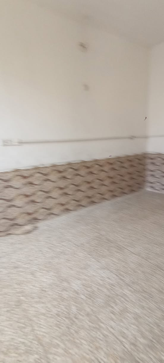 بيت للايجار ٢٠٠م حي الزيتون شارع القوس غرفتين وصاله ومطبخ وصحيات داخليه وخارجيه وبراني وغرفه فوك طابق ٢
للاستفسار الاتصال على الرقم ***********
