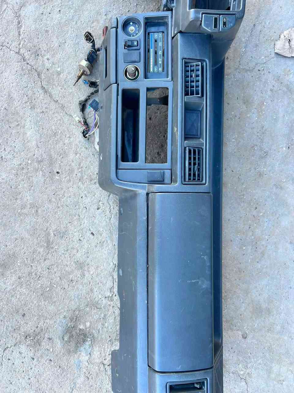 للبيع دشبول مال حاويه جديد لك زيرو مكاني بابل السعر 350 الف ماخذه 500 الف ردت اعمر سيارتي ونباعت ***********
