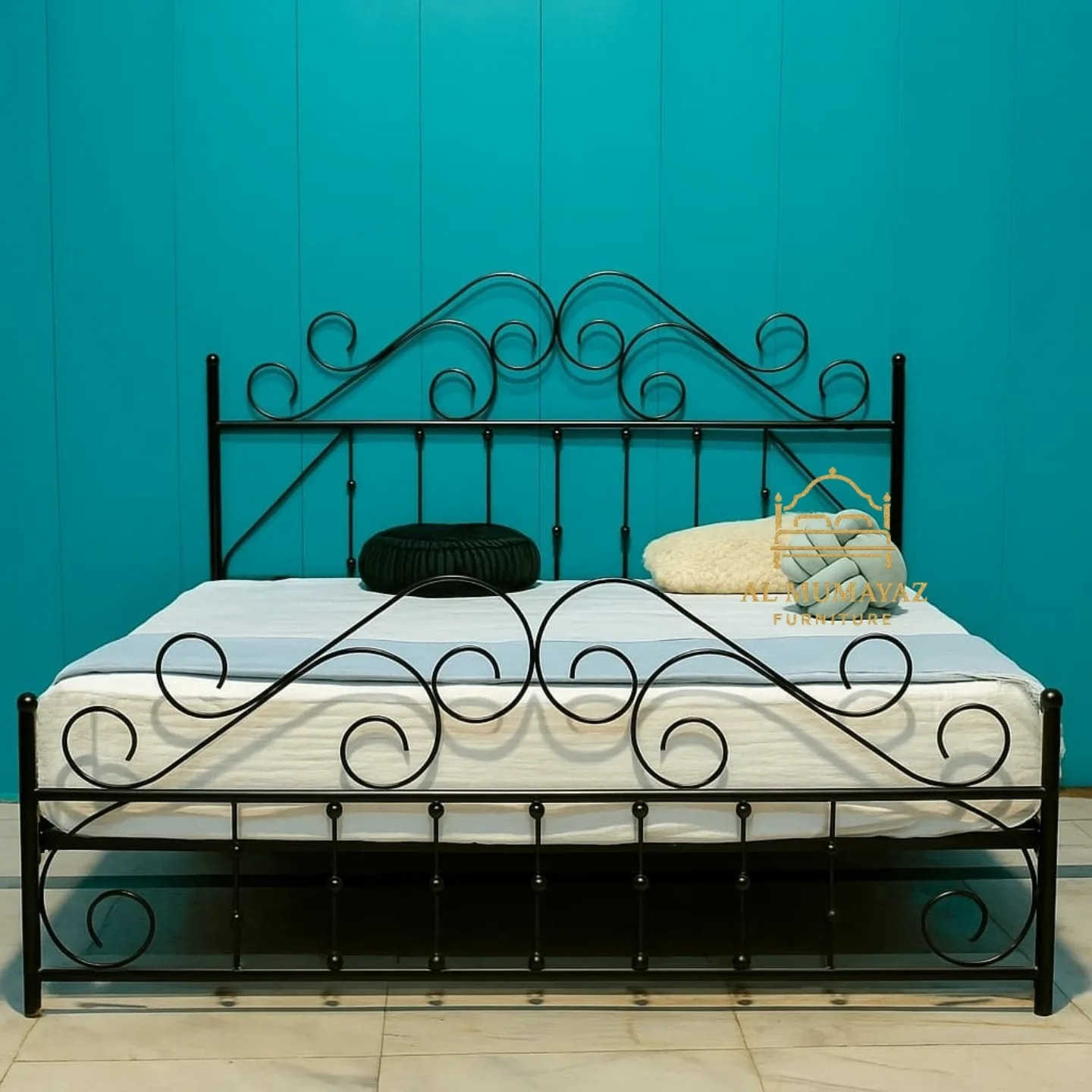 تشكيلتنا  من الأسرة الحديدية شغل عراقي درجة أولى
نحن لا نصنع مجرد سرير، نحن نصنع قطعة فنية تجمع بين صلابة الحديد وجمال التصميم مودرن.
القياسات: متوفر بجميع القياسات (نفر، نفر ونص، نفرين الملكي).
​الهيكل: حديد سميك  
​الألوان: تشكيلة واسعة (أسود ملكي، أبيض غيم، ذهبي مطفي)
◆◆◆◆◇◆◆◆◆
نعتز بصناعتنا العراقية، ونقدم لكم جودة تضاهي المستورد وبأسعار تنافسية تناسب الجميع.
​📍 العنوان: [بغداد/سبع أبكارشارع المعارض قرب الوقف السني]
📞 للحجز والاستفسار: [***********]
🚚 خدمة التوصيل: متوفرة لكافة محافظات العراق العزيزة
