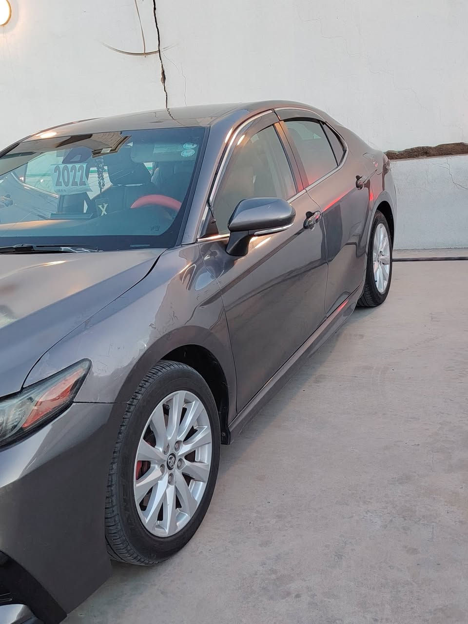 Camry2022
السلام عليكم ورحمة 
كامري للبيع موديل2022 موصفات SE
ثلاث وضعيات قيادة 
الضرر بونيد بدون دواخل 
السعر مناسب حسب الاتفاق
الاتصال على الرقم
***********
