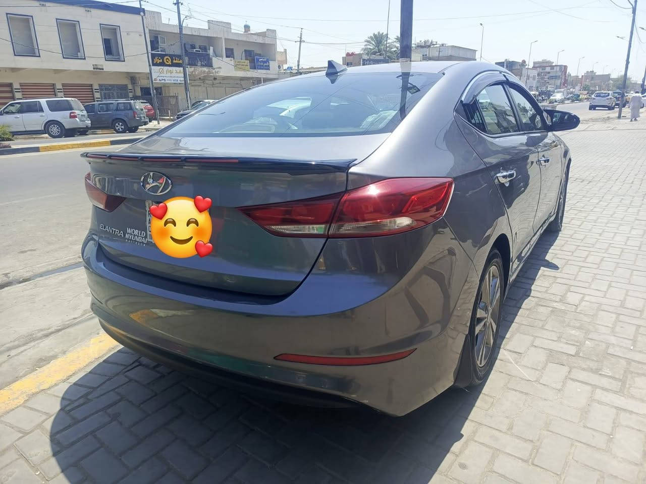 السلام عليكم النترا ١٨ وارد امريكي حادث جاملغ وبنيد مال امريكا مبدلات باصليات نفس اللون بدون دواخل شواصي ولغود مكفولات وبيها جاملغ الثاني كلير توحيد لون وهنا بالعراق بيها الابواب الاماميه كلير فقط قطعتين بدون فتح وتبديل السياره ليبل واحد عدا حادث امريكا محرك كير خير من الله تبريد بهذاك الموسم منظومه شلع جديده صدر ٧٠ بالميه سعرها ب١٢٠ وبيها مجال رقم بغداد دولي تحويل ثاني يوم سنويه جديده مكانها حي الجهاد واذا اكو مراوس بعاليه اراوس للاتصال *********** /***********
