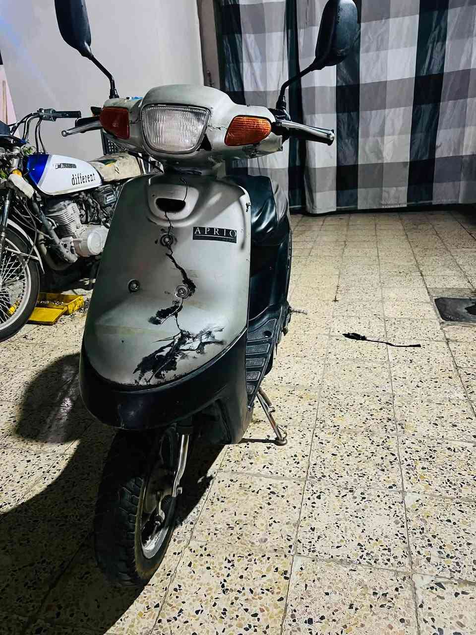 ماطور بوتين للبيع 

الماطور عاطل معرف شنو عطلو ابيعو على وضعو 

السعر ٨٠ وبي مجال مكان ايمن اصلاح الزراعي 

***********
