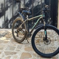 مراوس • مطلوب • دراجة