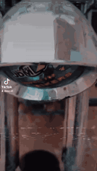 سلام عليكم شباب ستوته للبيع 2007رقم اسود سنويه كرتونيه المكان نجف حي العسكري بشرع سبيس مليون وخمسميه بيهه مجال حك الجيه رقم لهتف ***********وبيكم خير ودللو
