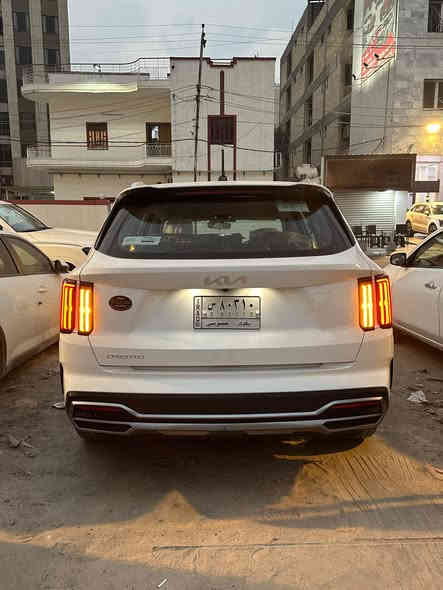 مرحبا حبايب سورنتو 2023 اربع سلنتدر 
ماشيه 20 الف مكفوله من الصبغ والضرر 

بصمه تشغيل / 7 راكب / كرسي كهرباء / جنطه كهرباء 

موف درايف / مكينه 2500 

ويل كب كروم 

شاشه كامرا وبعد بيها مواصفات 

السعر 24800$$

بغداد الكراده قرب كهرمانه 

***********

ابو فهد
