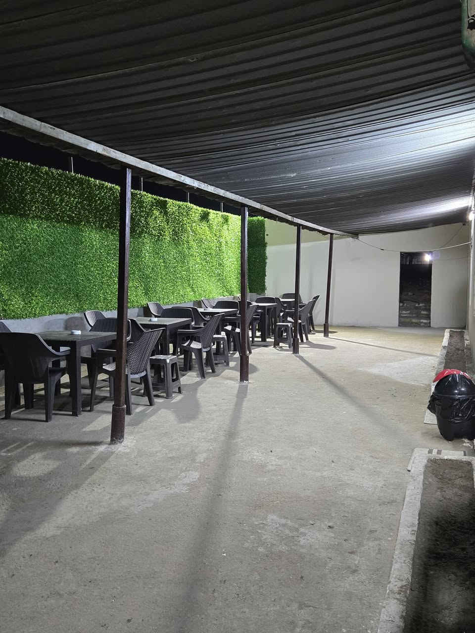 على بركة الله افتتاح نادي الكمالية
كوفي جاهز ومفتوح وملعب قريبا 
يوجد لدينا نراكيل ،كابتشينو،جاي، اندومي ، عصاير 
دومنه ورق طاولي 

الموقع الكمالية شارع السياحي ملاصق للدخول لسوق الكمالية 

الموقع 
https://maps.app.goo.gl/aLHQuQoEjD42datB8


**إذا كنت صاحب هذا الإعلان وتريد حذفه لأي سبب، رجاءا أرسل رسالة إلى الدعم الفني**