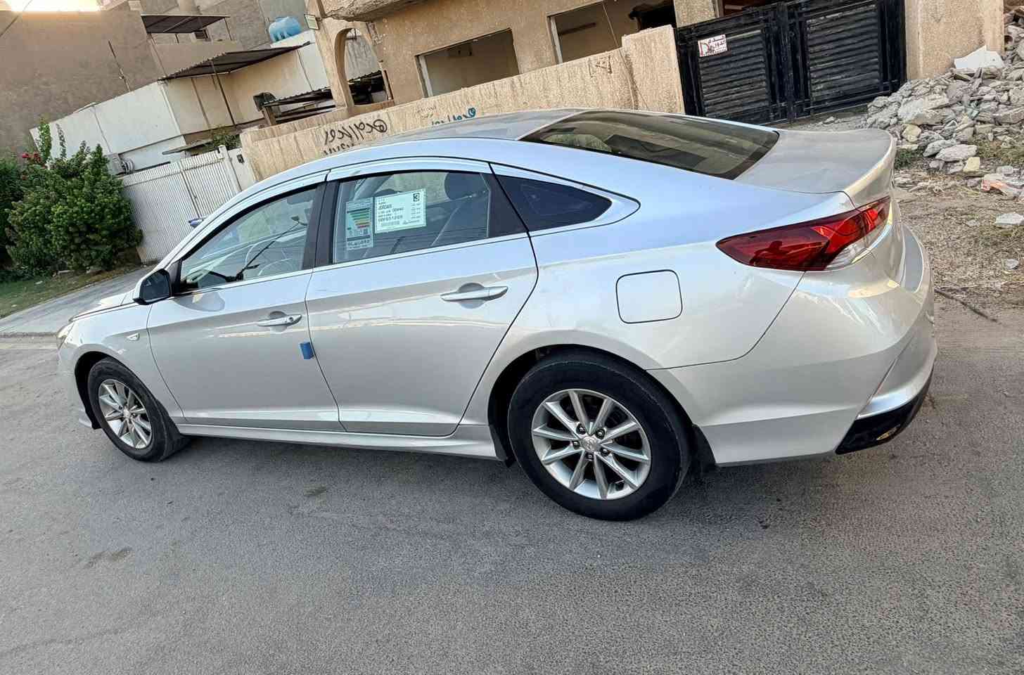 سلام عليكم سوناتا دخول جديد 19 جاهزة مكينة كير حدادية تبريد كورية خط واحد غاز
كلها شغالة سيارة تبريد قطعتين 
ماشية 125 
مفاتيح الشركة بيها 
عنوان بغداد 
للاستفسار خاص متوفر


**إذا كنت صاحب هذا الإعلان وتريد حذفه لأي سبب، رجاءا أرسل رسالة إلى الدعم الفني**