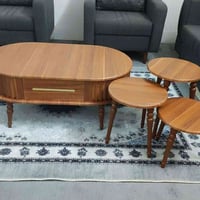 طاولة • جديد • مستعمل