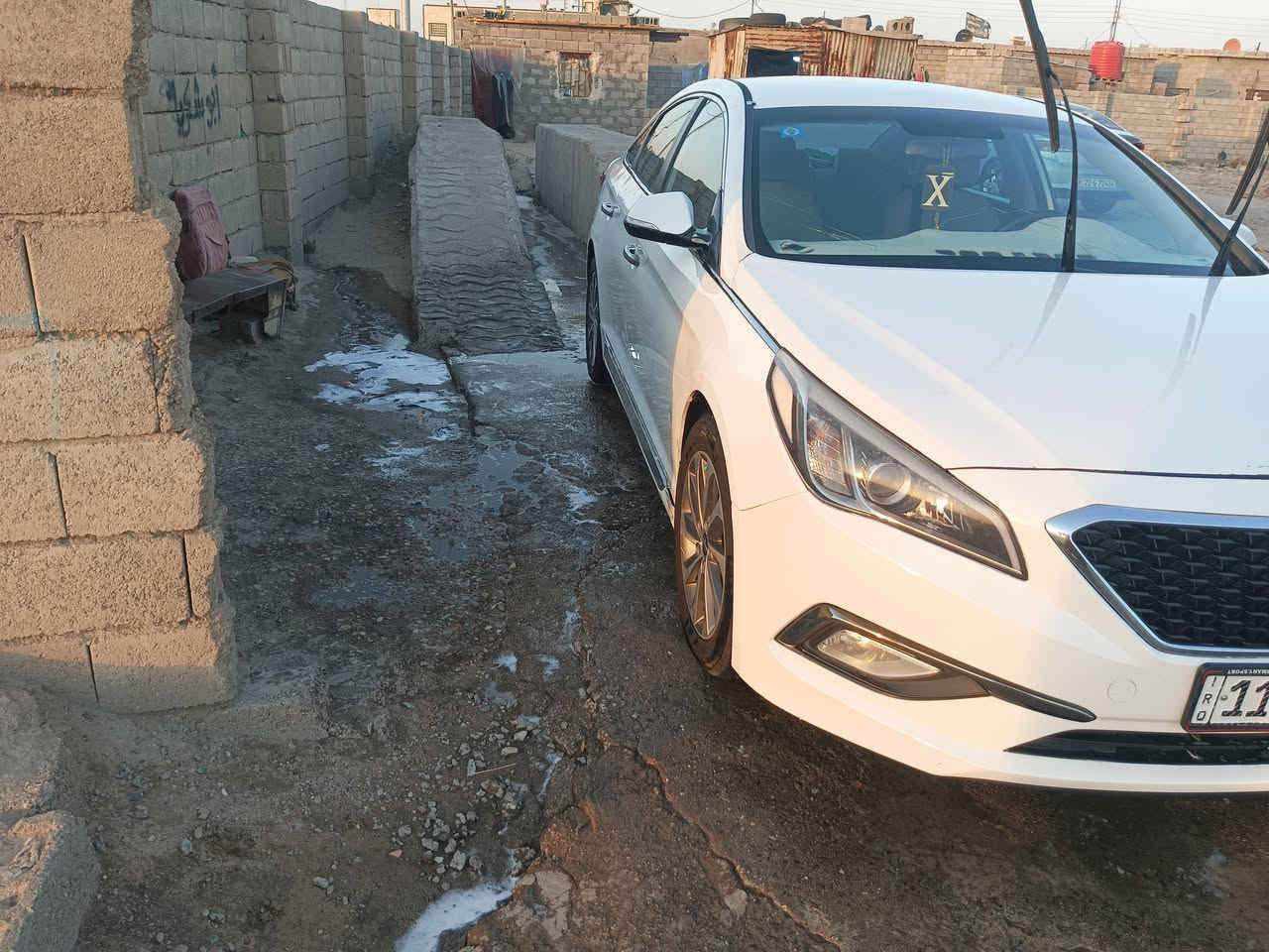 سونتا وارد امريكي مديل 2015  رقم بغداد بسمي سياره مكانه بل بصره جاهزه والحمدالله بس بيه قطع تبديل سعره 105 او بيه مجال ***********
