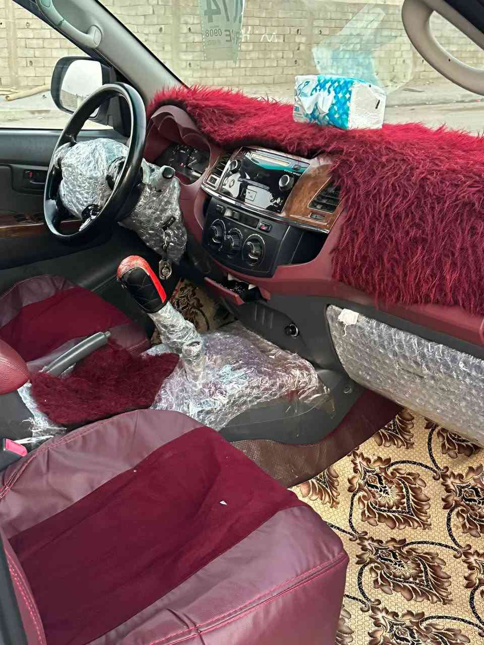 سلام عليكم سياره للبيع كاز موديل 14السياره مكفوله بيه بس جاملغ مبدل مكان السياره بصره السعر 170وبيه مجال هاذ رقم راعيه ***********
