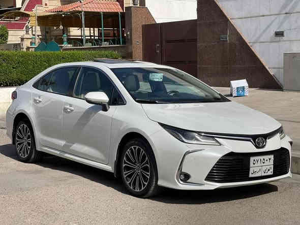 تويوتا كورلا 2019 GLi ( بانزين ) 1.8 
وكالة تويوتا العراق SAS 
فووول اعلى مواصفات الكورلا 1/1
( هذي الفئة قليله اجى من عدها )
ماشية : 50 الف كيلو

ايرباكات عدد 6 
بصمة ابواب و تشغيل
فتحة سقف ( سلايت )
زراك لايت 
لايت امامي دبل حاجب ( زنون )
بك لايت لد
شاحن موبايل 
ويل يختلف حجم 17
انارة محيطية بالداخل
شاشة كبيرة اصل ( قرص )
المقاعد جلد و مخمل
بيانو بلاك بالدواخل
كروس سرعة 
( السيارة مكفولة من الصبغ ) 

السعر 17,800$  ( 178 ورقة )
رقم اربيل الجديد
مكانها بغداد / شارع فلسطين
***********

