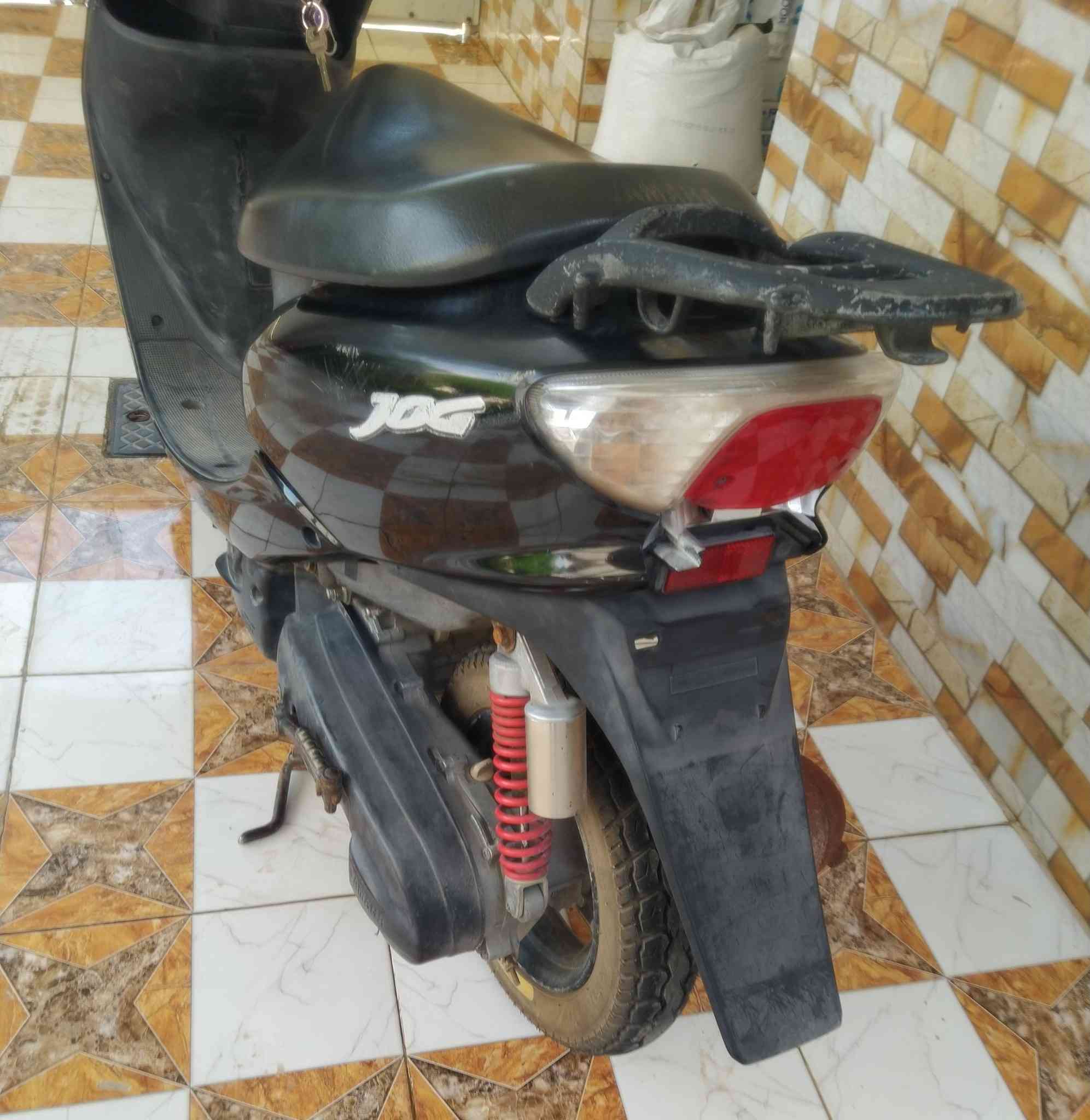 دراجه عصفوريه
ياباني نظيفه و مجفته مره وحده اصلي ( كامله ) 

عنوان طويريج / السعر 300 وبيه مجال 
هاتف /  ***********
