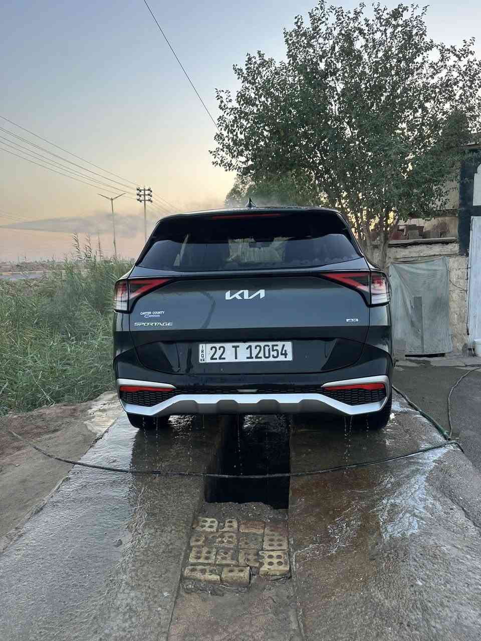 سبورتج ٢٣ وارد امريكي ضرر بونيد شطح وين تريد افحص راديتراتها الاصليه ماشيه٥٨رقم اربيل الدولي سياره صار سنه عندي ولادرهم صارف عليها غير بانزين ودهن وشديتلها تخم تاير الله شاهد السياره مال جناي والي ياخذها يترحملي 
السعر ١٩٥ وبيها مجال قليل حك الجيه والي مايشتري لايعلق اليوم كلشي بيه هاذا رقمي بيه واتساب بغداد تقاطع النهروان بيع فقط***********
