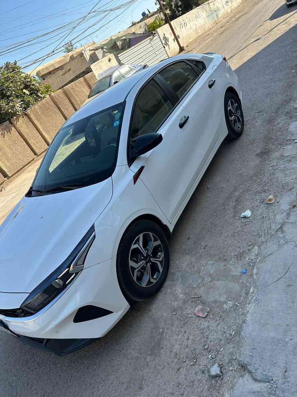 سيراتو خليجي موديل 2023
ماشيه 35 رقم بغداد باسمي تحويل ثاني يوم 

محرك 2000

 ويل كب حجم 16

شاشه 

بروجكتر لد امامي 

السياره مناقصهه شي مدوشمة جلد عام مكفولة من الصبغ والتبديل 

بيهه بارد كد  إصبعين بحافة البنيد فوك اللايت الايسر كلش بسيط 

السعر  168 بيهه  مجال كلش بسيط 

***********
