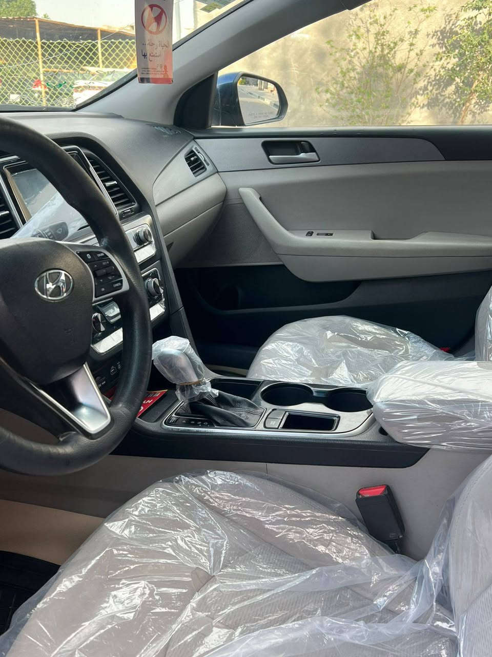 السلام عليكم سوناتة مديل 2019  وارد امريكي مكينة  كير كفالى وضربتهة نفس ما موضحة كدامك بل منشور السيارة كلها ليبر واحد بيها صبق جاملق وبيند نفسهن مسويهن السيارة بعد آلهة 4 أشهر وصير حرة معوقين رقم بصرة والمعوق حاضر لوكالة بيهة طخات شوف العين مبينات السعر 120 بيها حك الجية عنوان البصرة القبلة رقم *********** واتساب *********** شريحة البصرة, العراق
