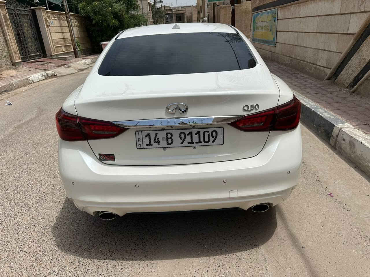 سلام عليكم
انفنتي Q50 توين تيربو للبيع 

الموديل 2023 وارد امريكي

الممشى 57 كيلو متر الف سيارة بعدهي جديدة

6 سلندر ، المحرك 3000 توين تيربو 

المقاعد جلد ، كراسي تدفئة 

نافذة كهربائي،  وسادات هوائية

اثنين شاشة 

مفتاح ذكي ، حساسات امامي خلفي 

كاميرا ٣٦٠ 

فتحة سقف 

كار بلاي (CarPlay)

رادارات ، ذاكرة المقعد 

عداد السرعة إلكتروني ، تحديد سرعة

شاحن لاسلكي 

حساسات ٣٦٠ 

سعرها 175 ورقه وبيها مجال

مكان السياره بصره 

 واتساب ***********

*********** الاتصال
