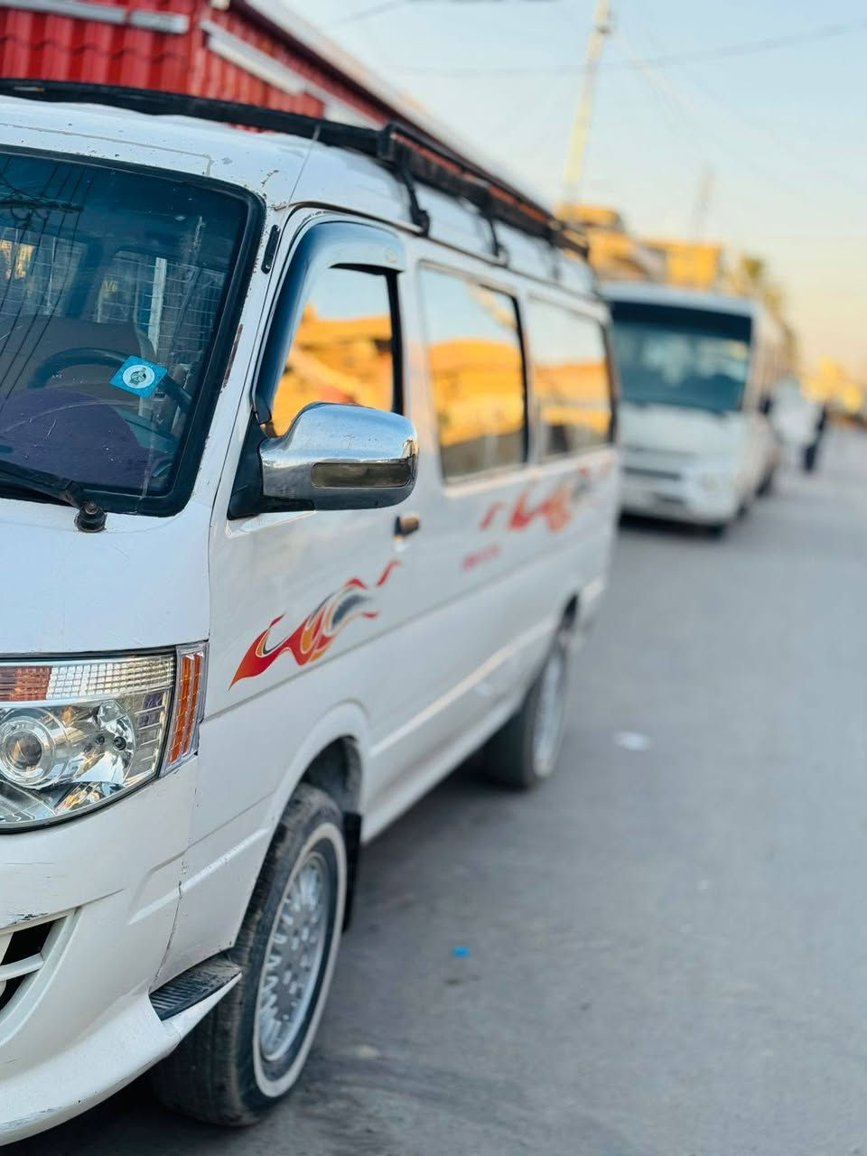 السلام عليكم فتون الابيع 2011سياره مكفوله كفاله عامه كير مكنيه بل جيس مصفره سياره من كلشي تحويل مباشر رقم نكليزي سياره جاهز كبل شارع سعره 60 بيه مجال مكاني بغداد رقم هاتف ***********
