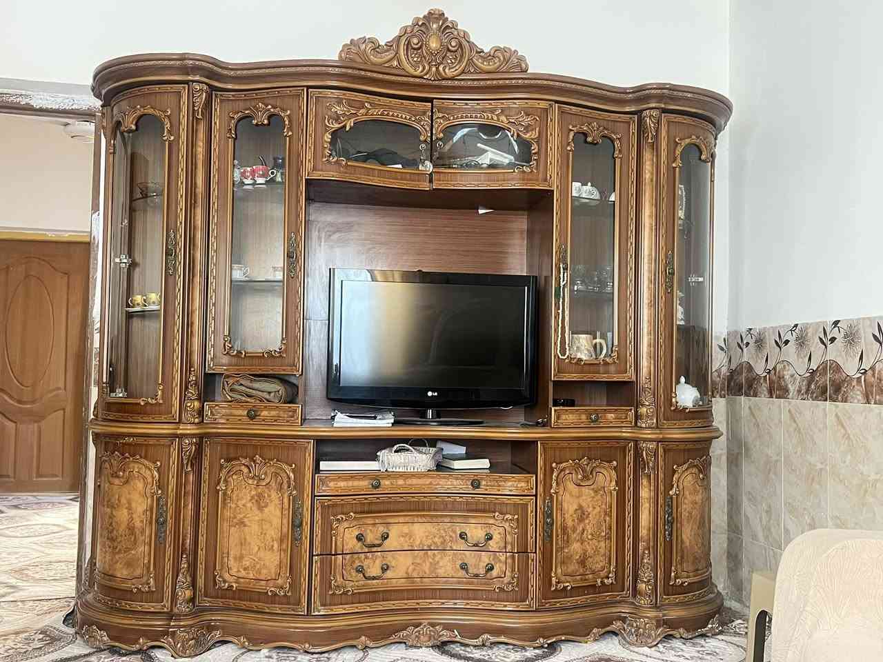 للبيع معرض انتيكه ملكي نضافه 90‎%‎
السعر 700 وبي مجال 

*********** مكاني كربلاء
