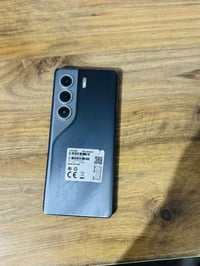 جهاز tecno camon 40 pro 5g للبيع  مواصفات الجهاز  ذاكرة 256 عشوائية 12...
