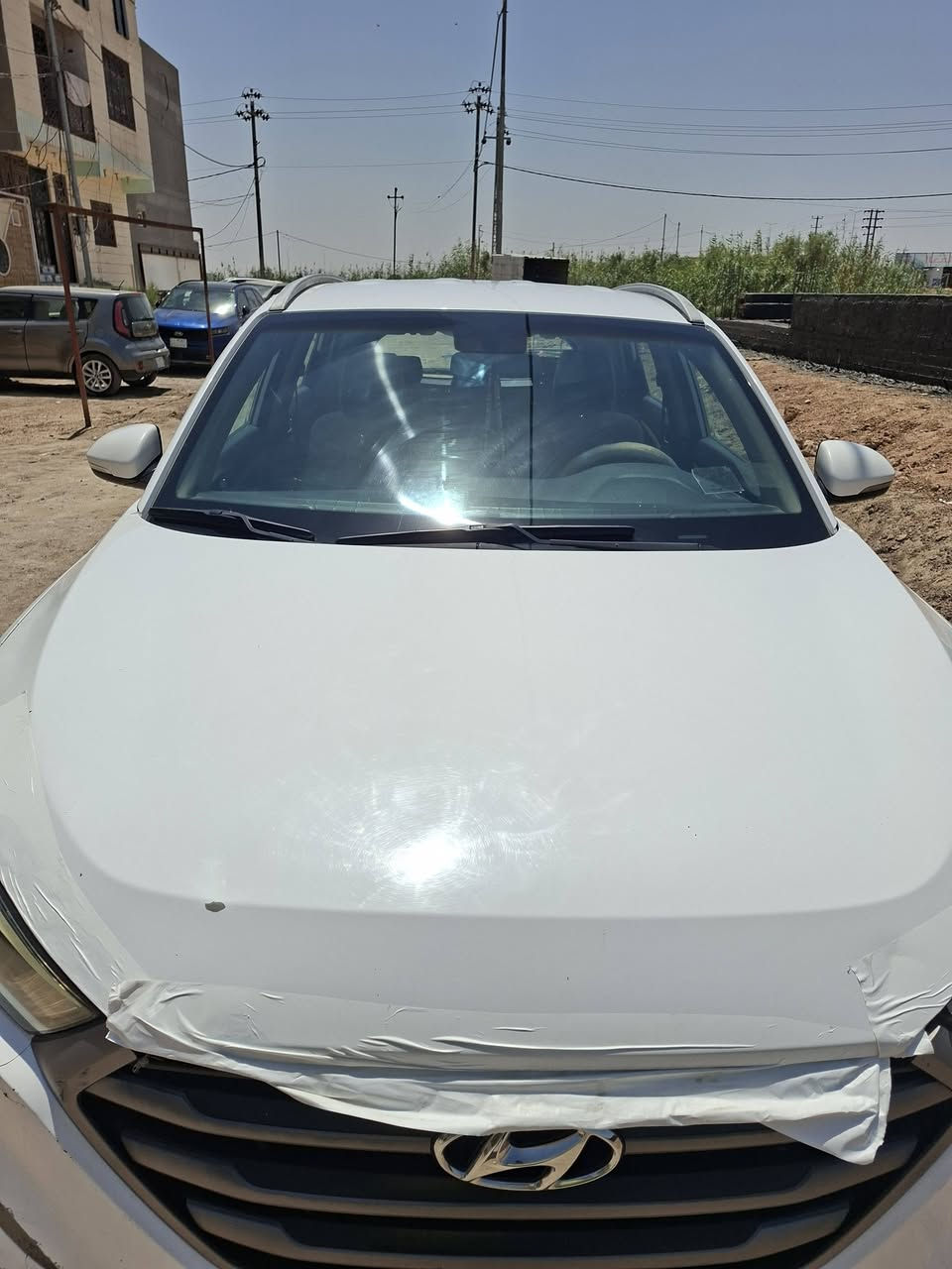 للبيع توكسان خليجي موديل 16 ماشية 237
بيها ضربه بالبنيد مصلحه بارد بدون فتح رقم قادسية بأسمي السعر ب160 وبيها مجال للاستفسار 
***********
